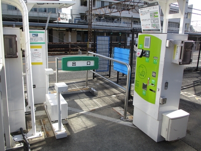 JR逗子駅東駐車場